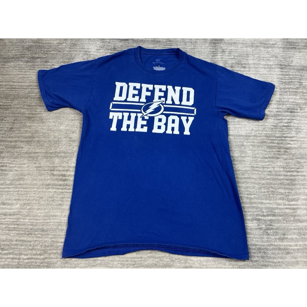 Fanatics Defend the Bay Shirt Mens Medium Short Sleeve Tampa Bay Lightning